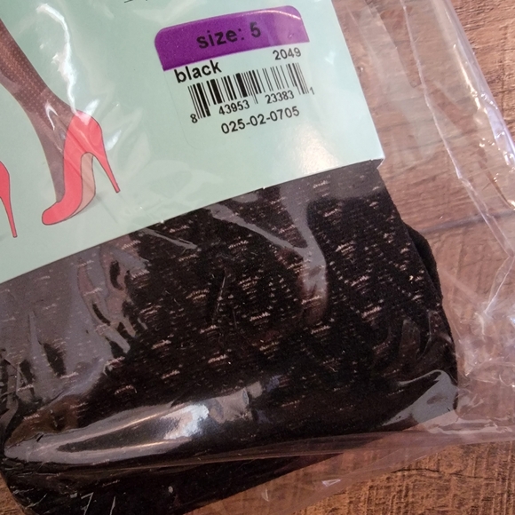 Assets by Spanx Shaping Tights Textured Wish Bone Black Size 5 (220-265 lbs) NEW - Picture 7 of 8